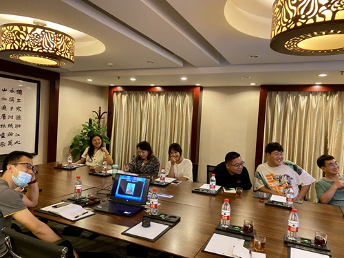 张建华教授在河南辉灿电力工程有限公司，做题为《团队打造与执行力培育》的专题讲座